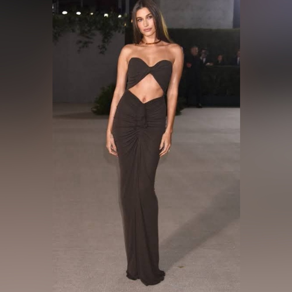 SAINT LAURENT
Cutout Crêpe Jersey Maxi Dress
NWT FR38
RRP $7000 USD